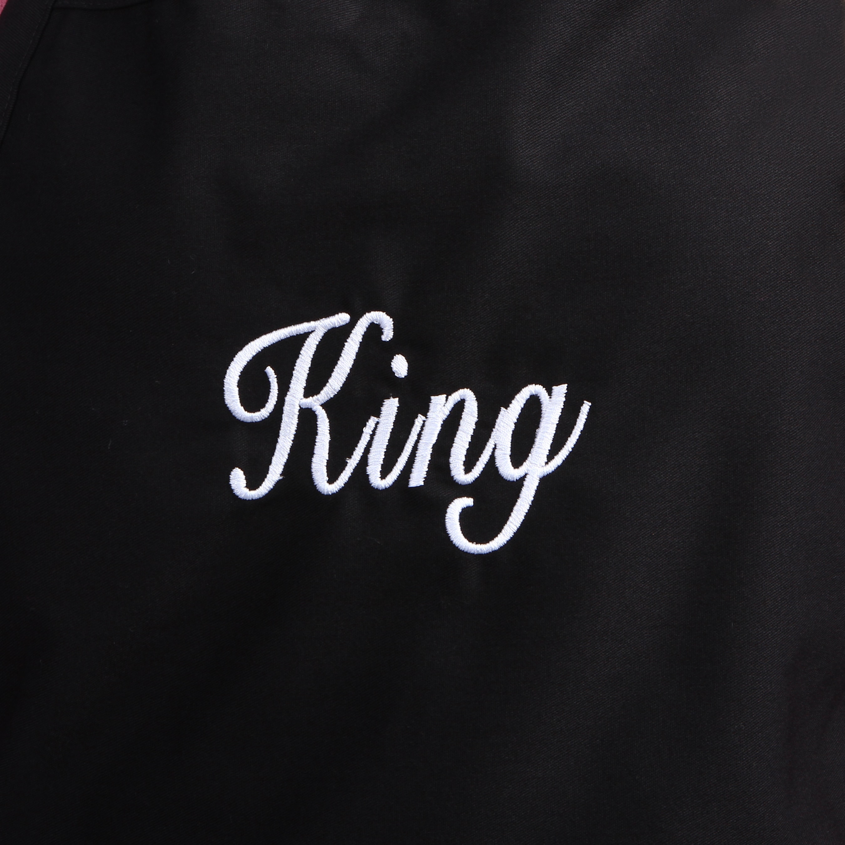 Kaufman Monogrammed Queen or King Apron with two Pockets