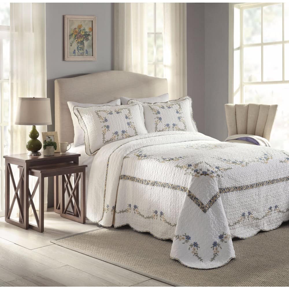Porch & Den Isaac Floral Motif White Cotton Oversized Bedspread