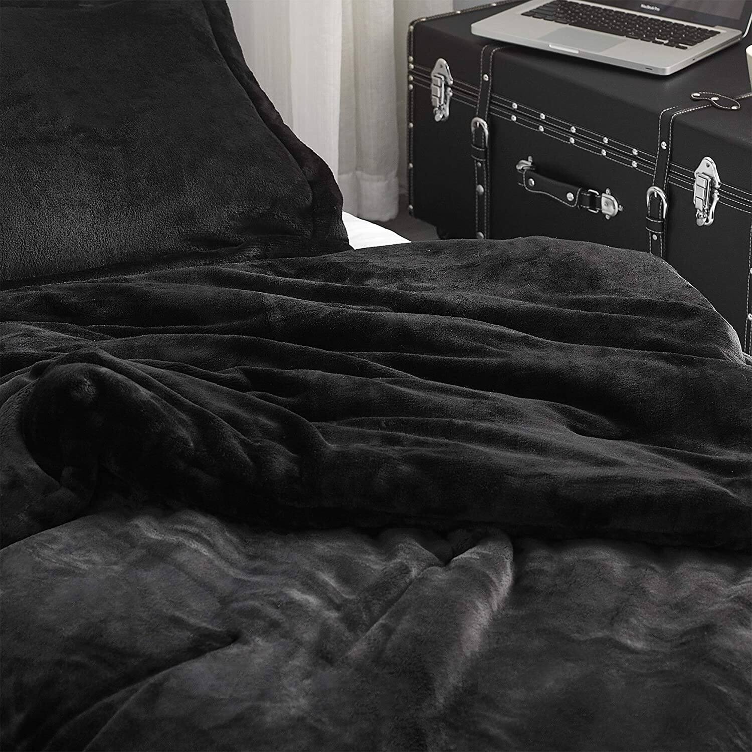 Coma Inducer Oversized Black Comforter Set