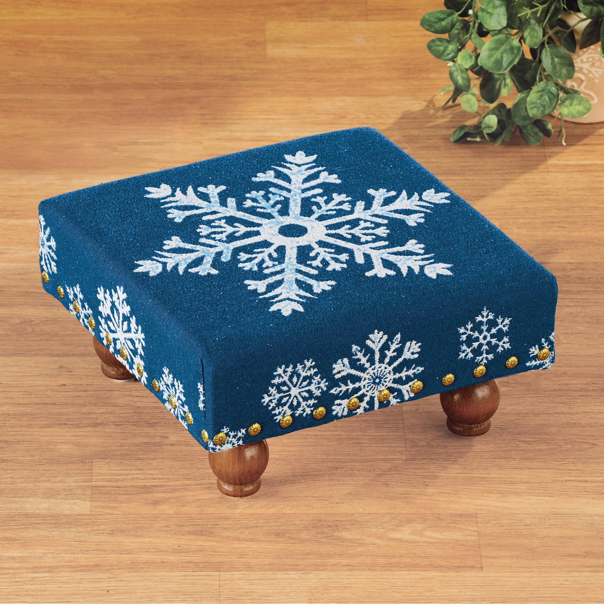 Traditional Style White Snowflake Tapestry Footstool - 12.25" x 12.12" x 6.37"