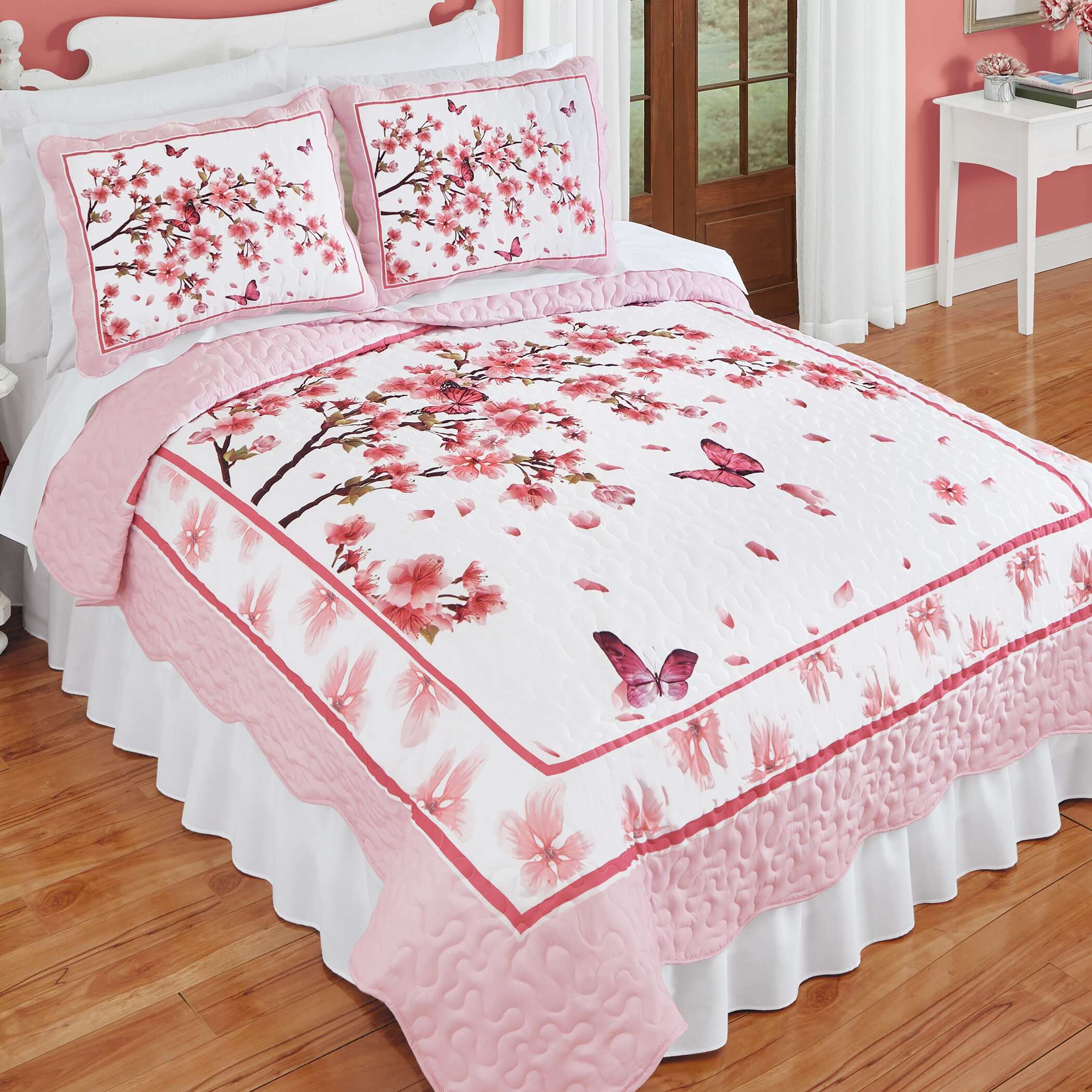 Butterfly Cherry Blossom Scalloped Edge Quilt