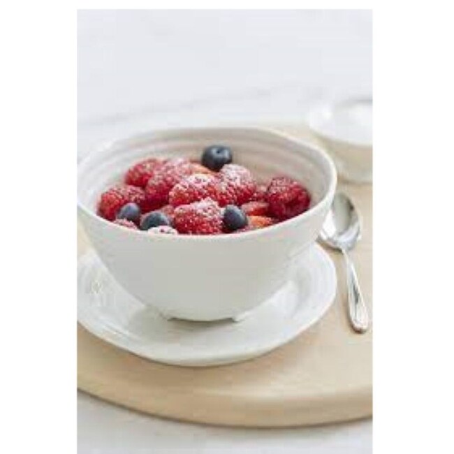 Portmeirion Sophie Conran White Berry Bowl and Stand - 6.5" x 4"